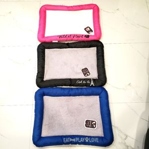 💞SOLD💞Paw Friends Pet Bed